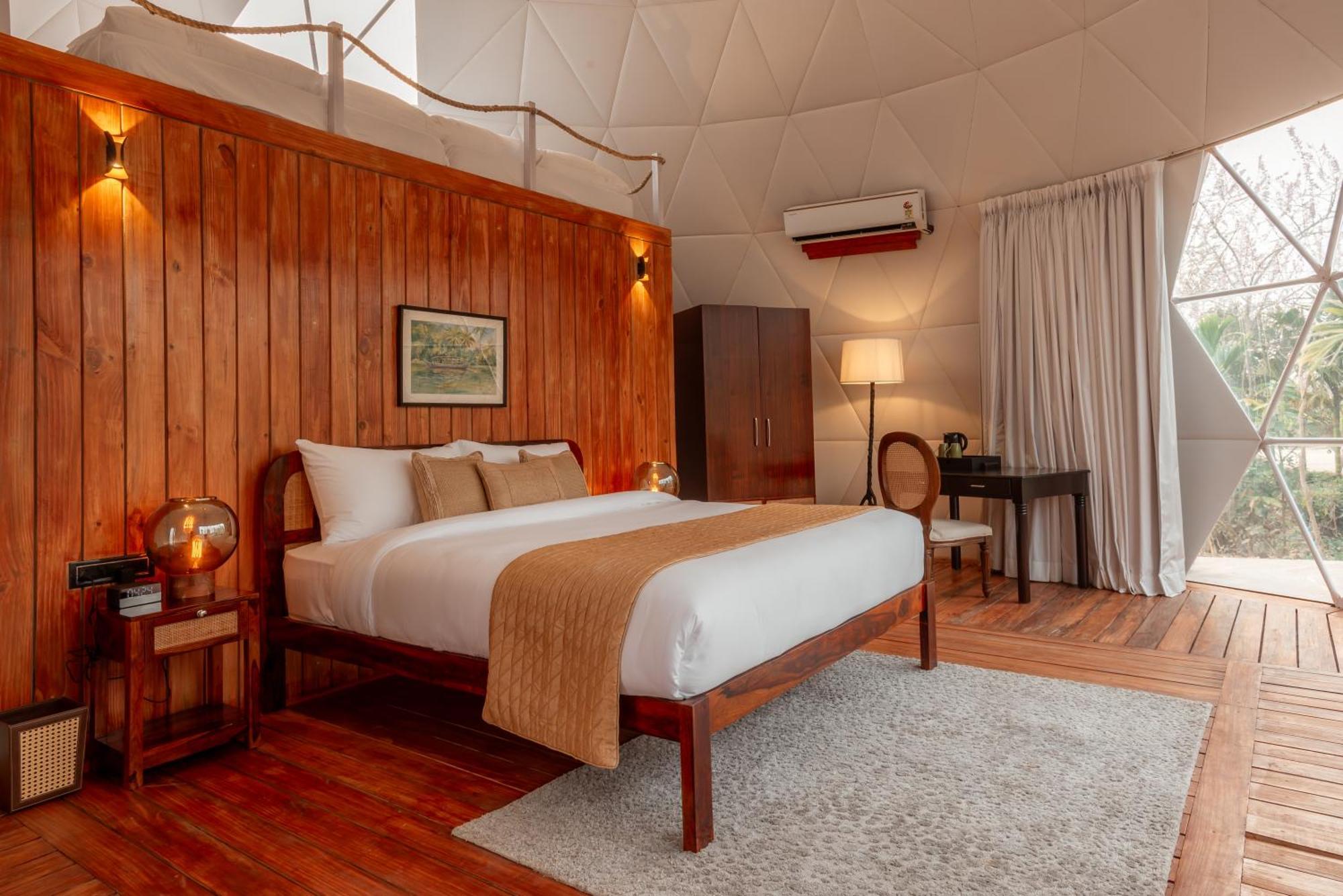 Vaani Greens Wildlife Resort, Kaziranga Kuthari Buitenkant foto