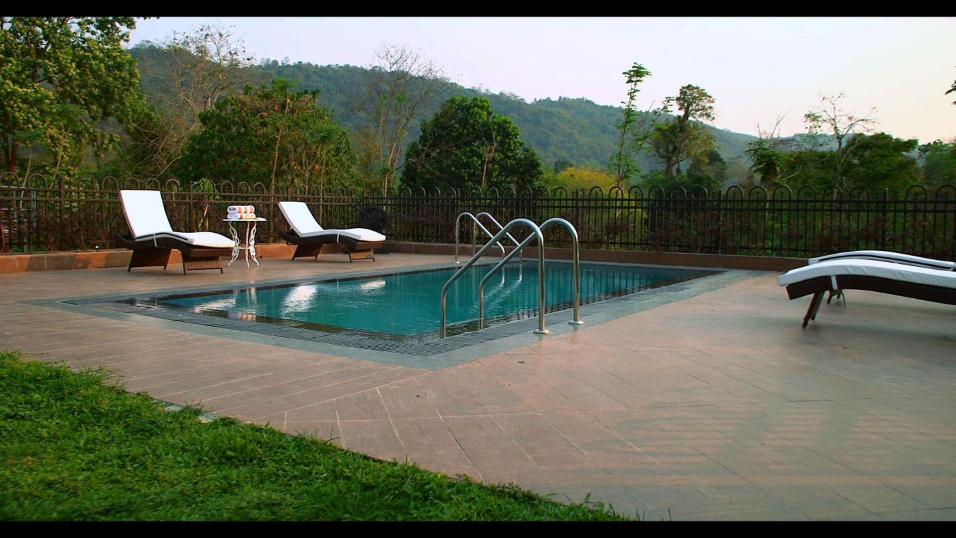 Vaani Greens Wildlife Resort, Kaziranga Kuthari Buitenkant foto
